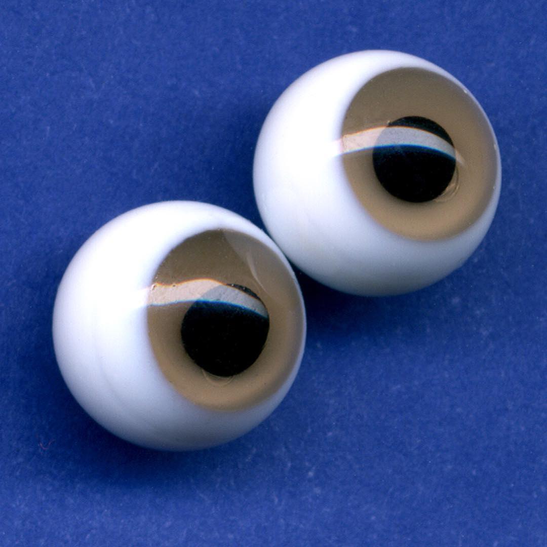 designingwritingis an editosensorial event at the crossroads of *graphic design & literature* and *publishing & poetry* designingwritingis three days of *conversations & propositions* & *production & distribution* bringing together anthropologists, artists, authors, curators, graphic designers, historians, theorists, type designers, poets and publishers — voices speaking from the past or the present, both dead & alive designingwritingis a rendez-vous — part of the eponymous écal research program — investigating forms and modalities of writing to come